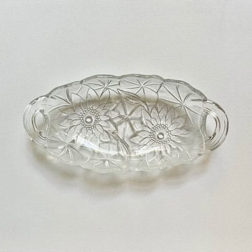 Sunflower Molded Glass Serving Candy Soap Dish 9.5” L